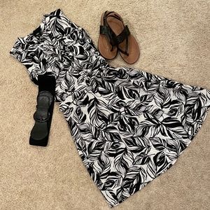 Mossimo black and white dress